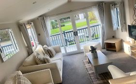 3Guests-2Bedroom-Wifi-Tv